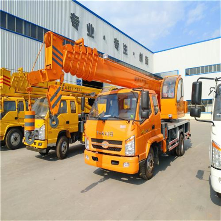 泰和吊门窗的小型吊车怎么收费